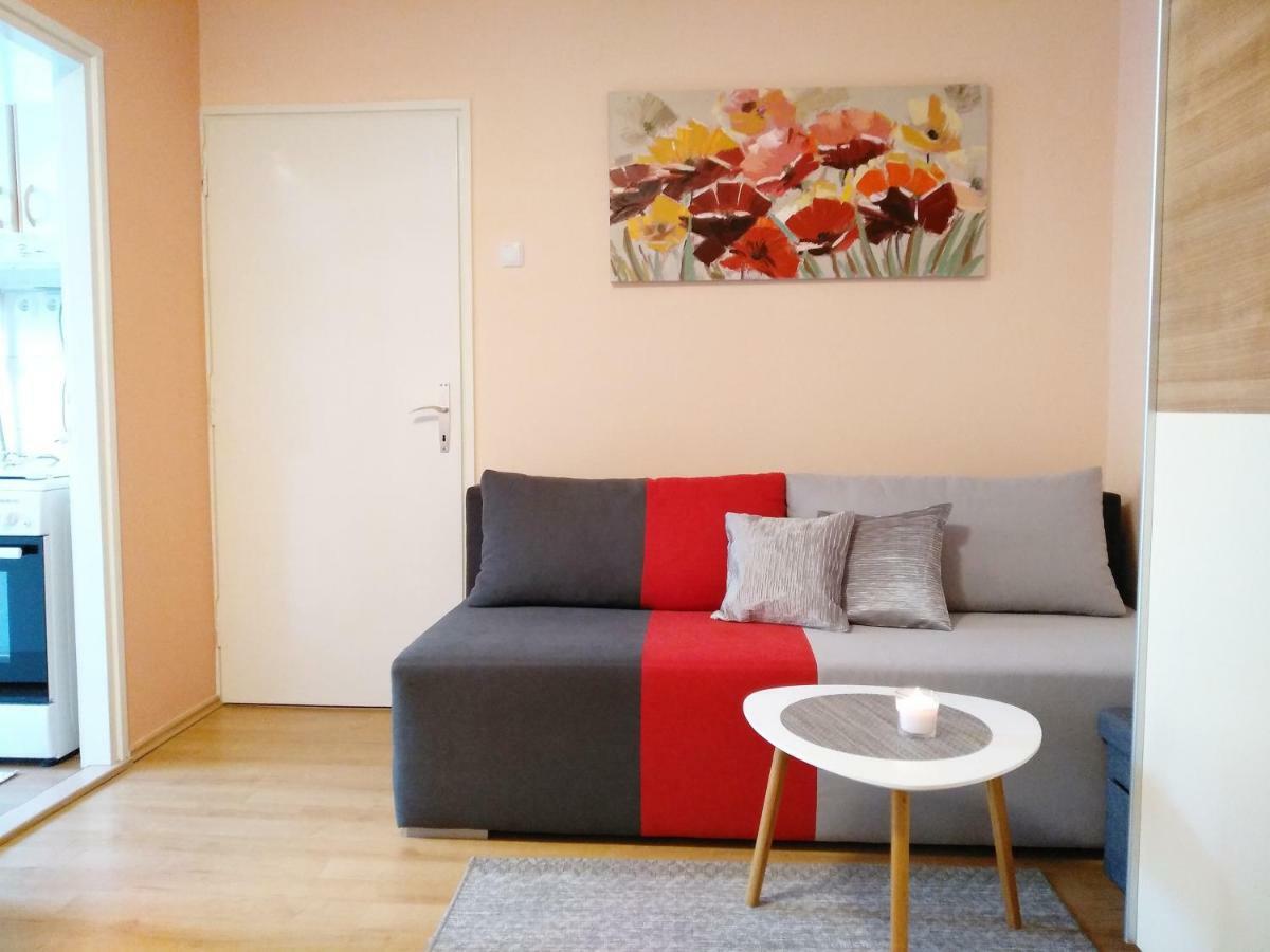 Sunray Studio Apartment Загреб Экстерьер фото