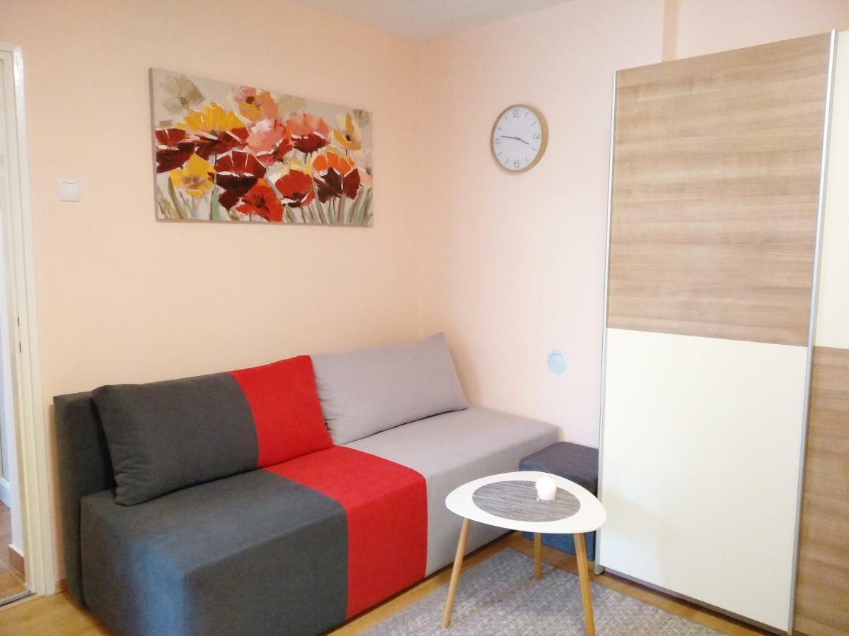 Sunray Studio Apartment Загреб Экстерьер фото