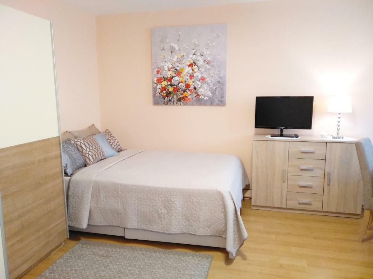 Sunray Studio Apartment Загреб Экстерьер фото